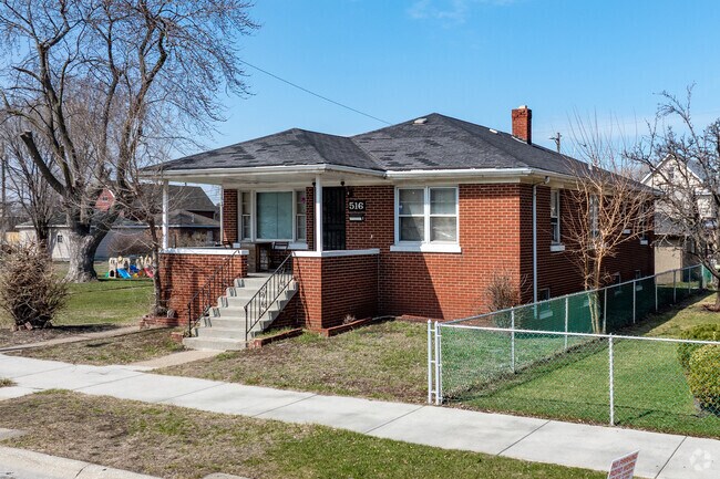 In North side is home to many brick Bungalows with small yards through out the area.