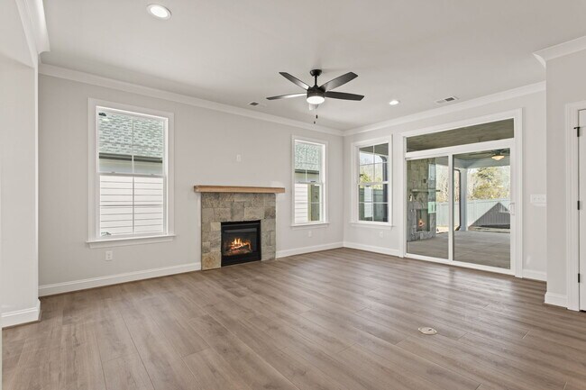 220 Fowler Cir unit 36765006, Greenville, SC 29607 - photo 6