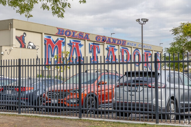 Bolsa Grande High School has great after school activities.