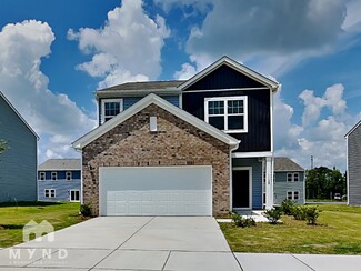 1128 Centerview Dr, Nashville, NC 27586