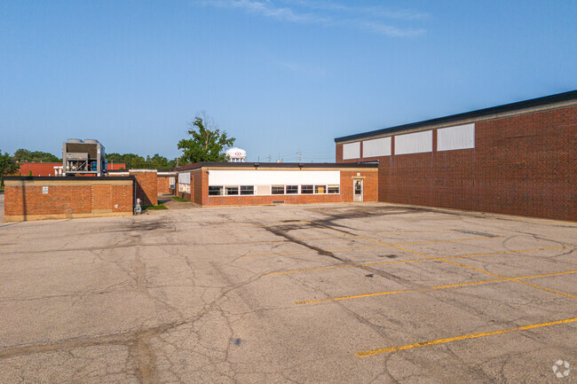 Southeast Learning Center offers courses in Reading and Math.