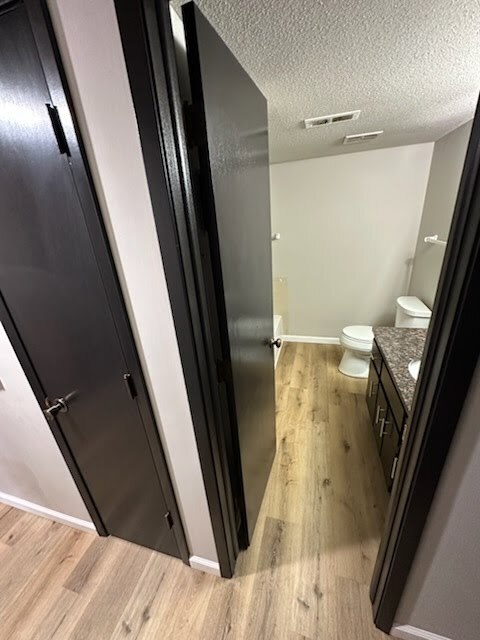 9507 University Ave, Clive, IA 50325 - photo 5