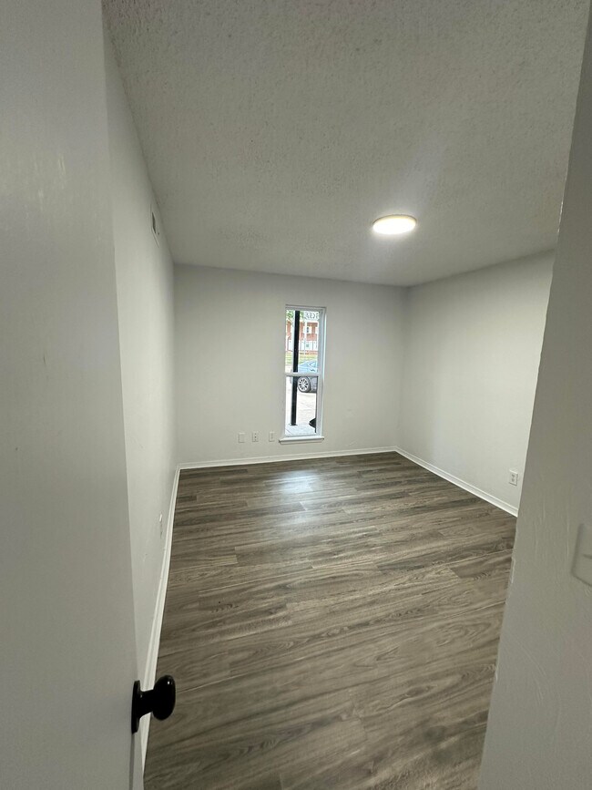 The Hub, Stillwater, OK 74074 - photo 5