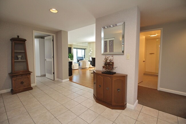 Madison Tower, Portland, OR 97201 - photo 5