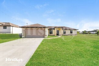 4000 18th St SW, Lehigh Acres, FL 33972