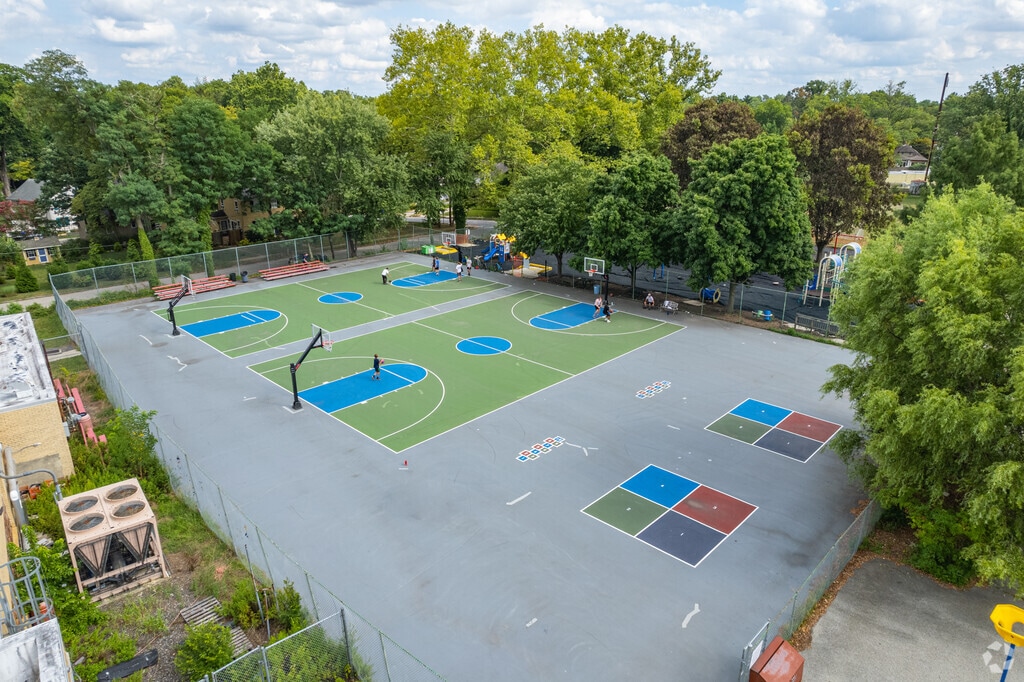 Swarthmore-Rutledge School offers student's a basketball court and outdoor activities.