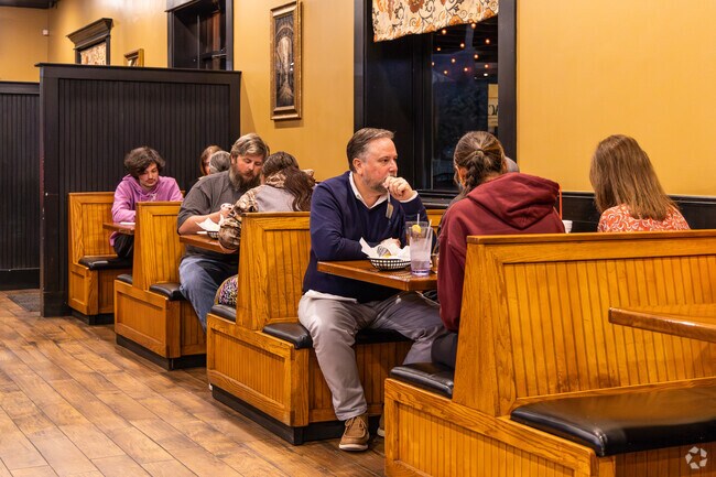 Sycamore Shoals residents enjoy a casual Italian meal from The Black Olive.