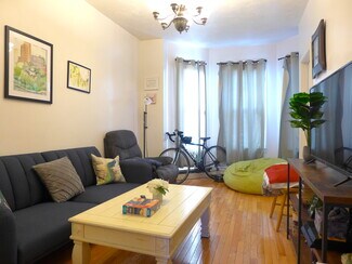 812 Parker St Unit 3, Boston, MA 02120