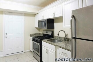 712 Shawmut Ave Unit 1R, Boston, MA 02119