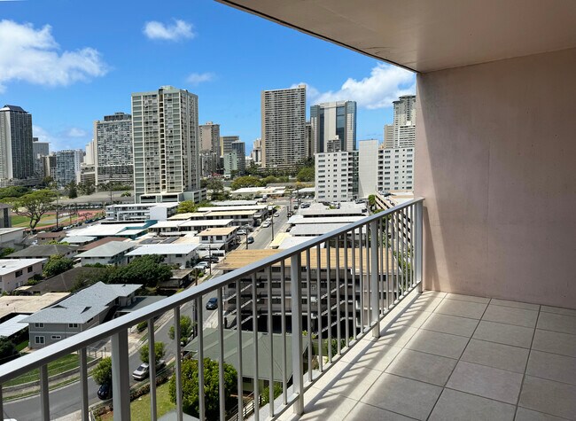 Lanai Waikiki View