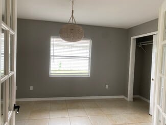 408 Limerick Ave S, Lehigh Acres, FL 33974