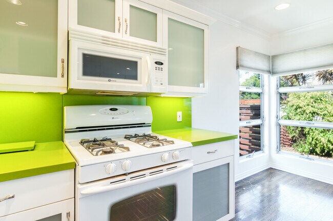 750 Vernon Ave, Venice, CA 90291 - photo 6