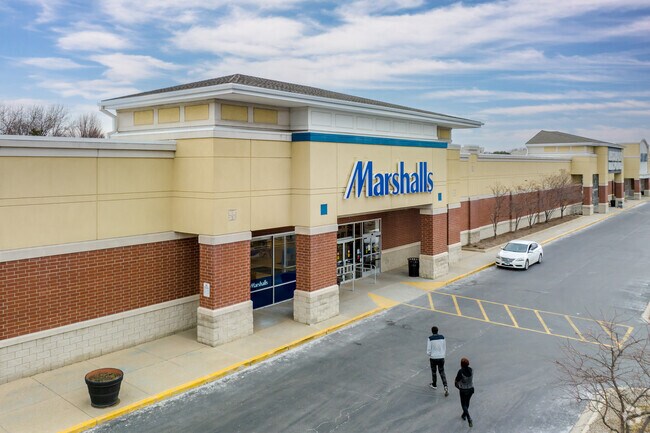 Randall Commons shopping mall contains Marshalls, Ulta Beauty, Bed Bath & Beyond and more.