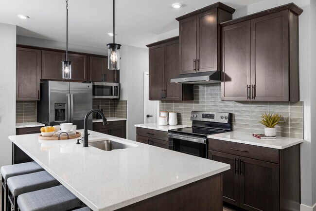 741 Rolling Oaks Way unit 36143318, Wilmington, DE 19808 - photo 2