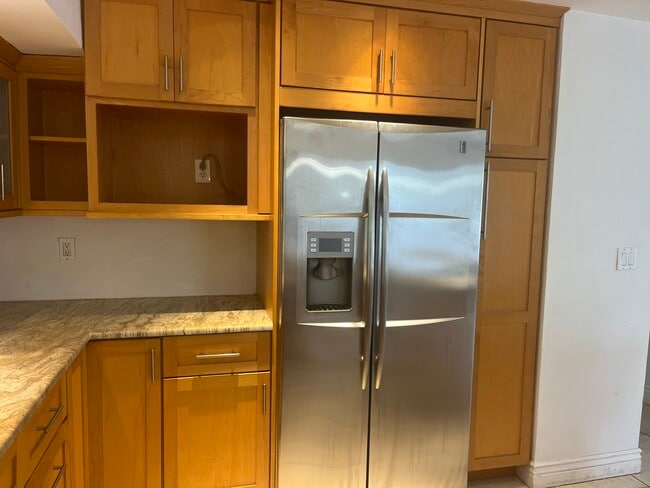 1287 Cooper Dr, Naples, FL 34103 - photo 3