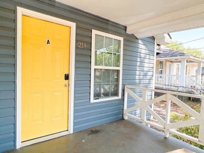 206 Tremont Ave unit ID1234790P, Greenville, SC 29605 - photo 4