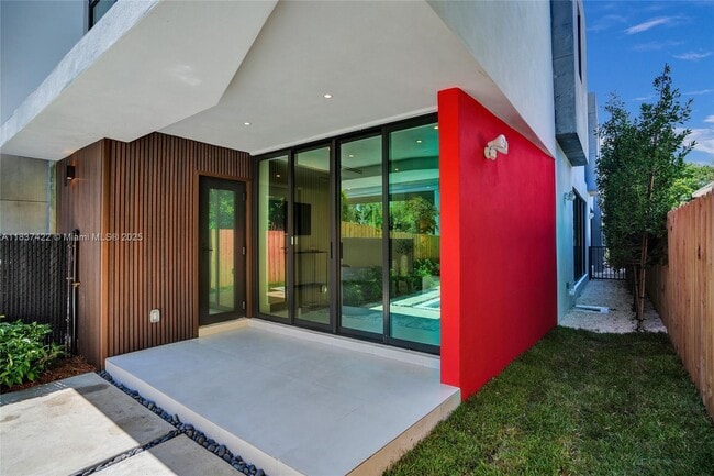 3645 SW 1st Ave, Miami, FL 33145 - photo 4