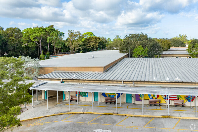 Wynnbrook elementary school.
