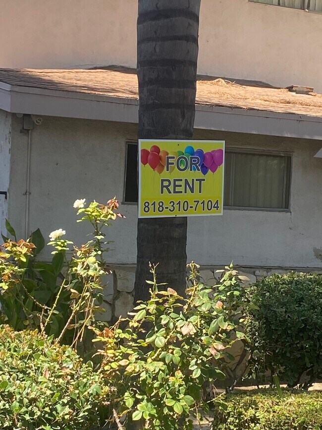 7253 Jordan Ave, Los Angeles, CA 91303 - photo 2