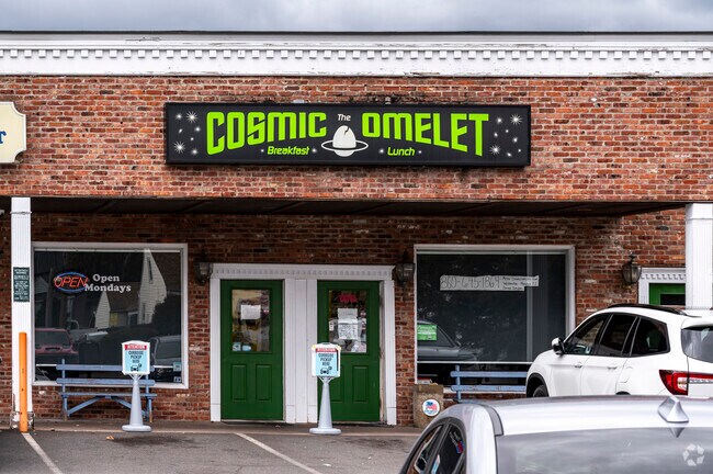 Cosmic Omelet is conveniently located in the heart of Keeney