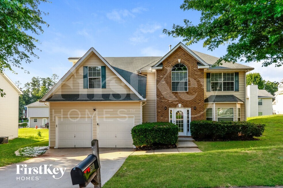 7510 Spoleto Loop, Fairburn, GA 30213 - photo 1