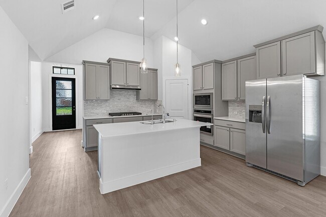 110 Orange Blossom Ct unit 38029815, Mont Belvieu, TX 77535 - photo 7