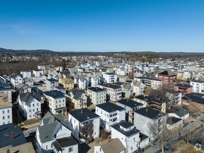 Multifamily homes are a popular choice in the Rimmon Heights neighborhood.