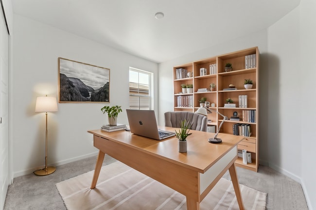 28450 E 4th Place, Aurora, CO 80019 - photo 5