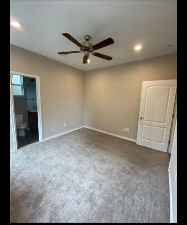 3309 S 3rd St, Waco, TX 76706 - photo 6