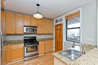 2723 W Wellington Ave Unit 3, Chicago, IL 60618