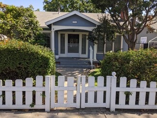 7716 Lexington Ave, West Hollywood, CA 90046