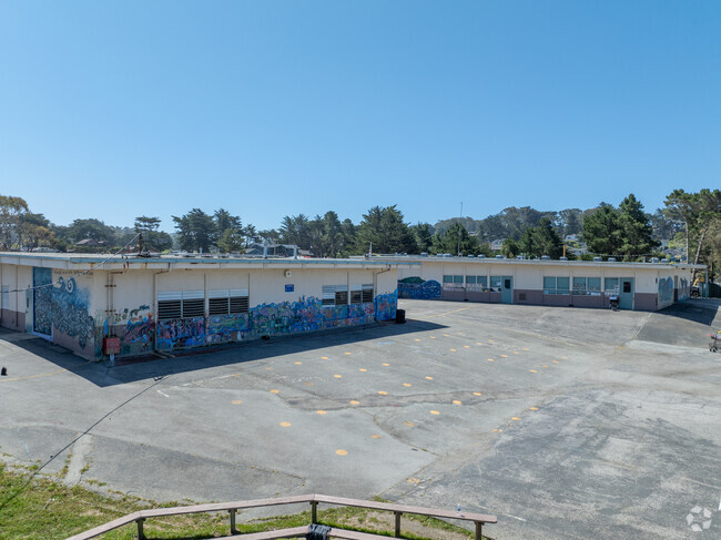 Farallone View Elementary in Moss Beach cultivates a community-centered educational experience.