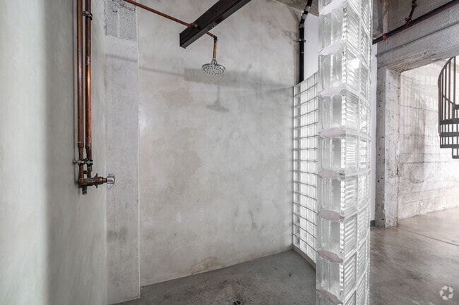 WM Lofts, Los Angeles, CA 90004 - photo 6