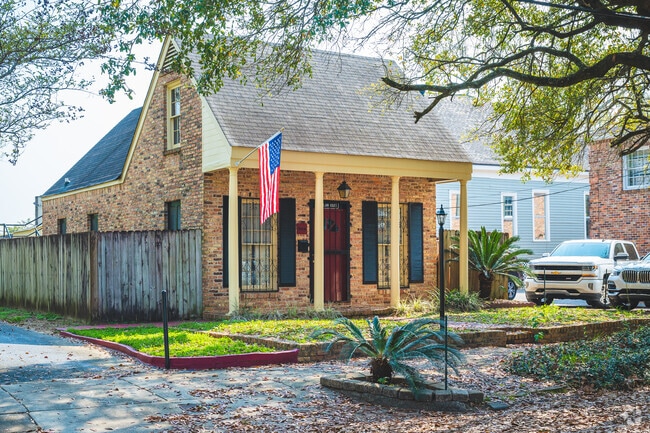 Downtown Mobile has many historic French creole-style homes.