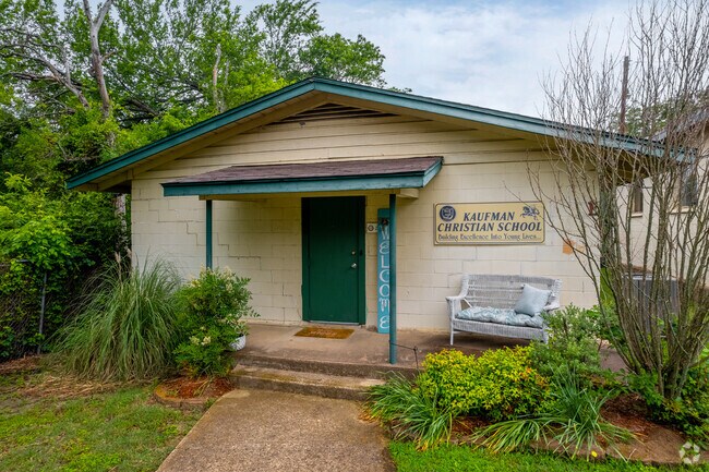 Founded in 1988, Kaufman Christian School is a ministry of Country Bible Church, building excellence into young lives of Kaufman County.