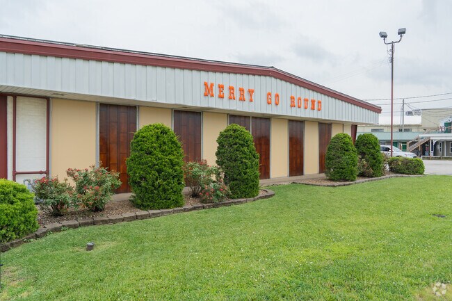 Merry Go Round Restaurant is a popular destination and centrally located in Business 41.