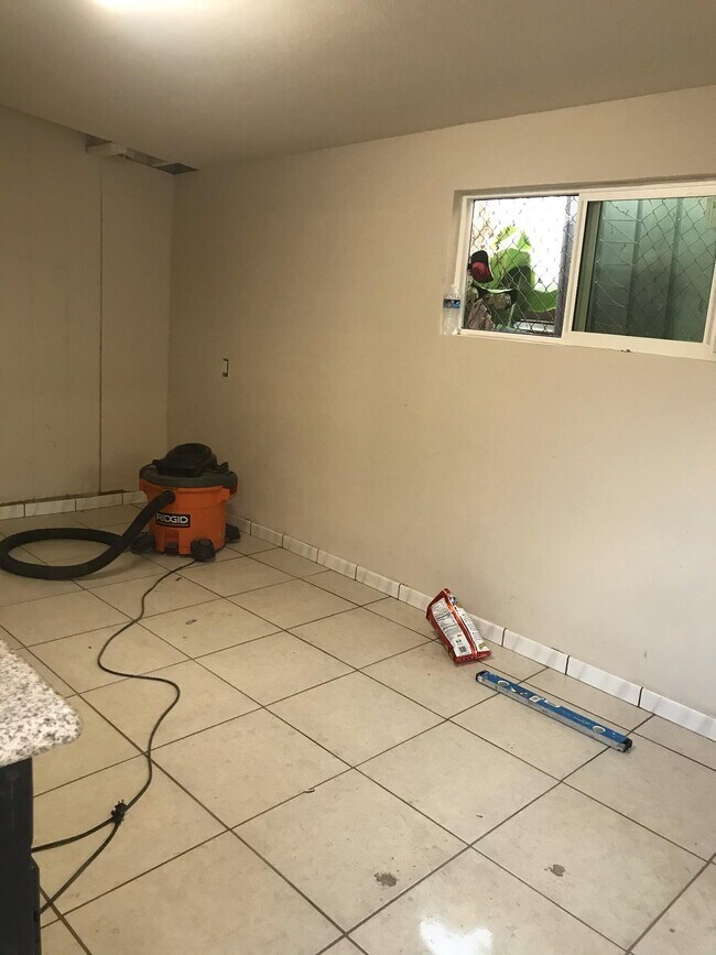 1781 N Stanton Plaza, Long Beach, CA 90804 - photo 2