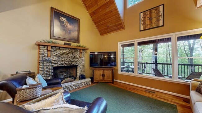 133 Pine Ridge Rd, Ellijay, GA 30536 - photo 2