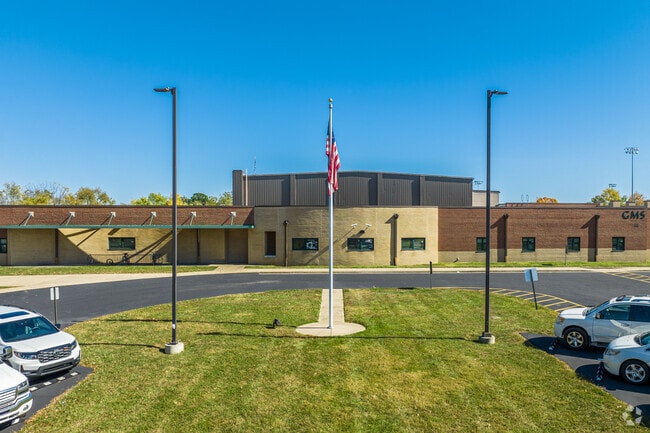 Students in grades 6-8 may attend Georgetown Middle School.