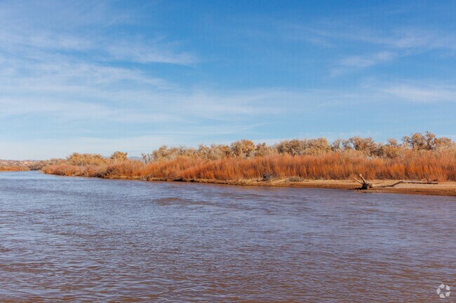 Corrales sits right along the Rio Grande, locals love to take walks along the paths nearby.