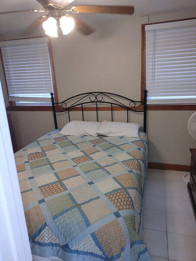 8 Highland Ave, Hampton, NH 03842 - photo 7