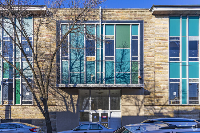 George Washington School has been a longstanding institution in this beloved neighborhood.