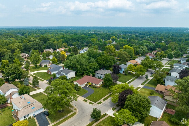 Linworth Village is a close-knit community with sidewalk lined streets.