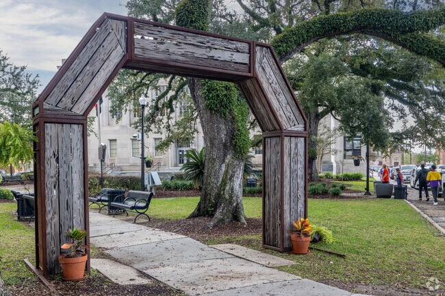 Enjoy the day in Downtown Houma near Elysian Park.