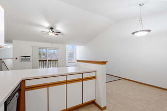 870 Oak Ridge Ct, Mauston, WI 53948