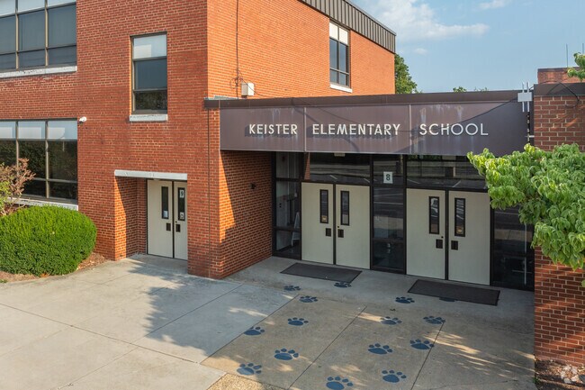 Keister Elementary School in Harrisonburg, VA, serves students from preschool through fifth grade.
