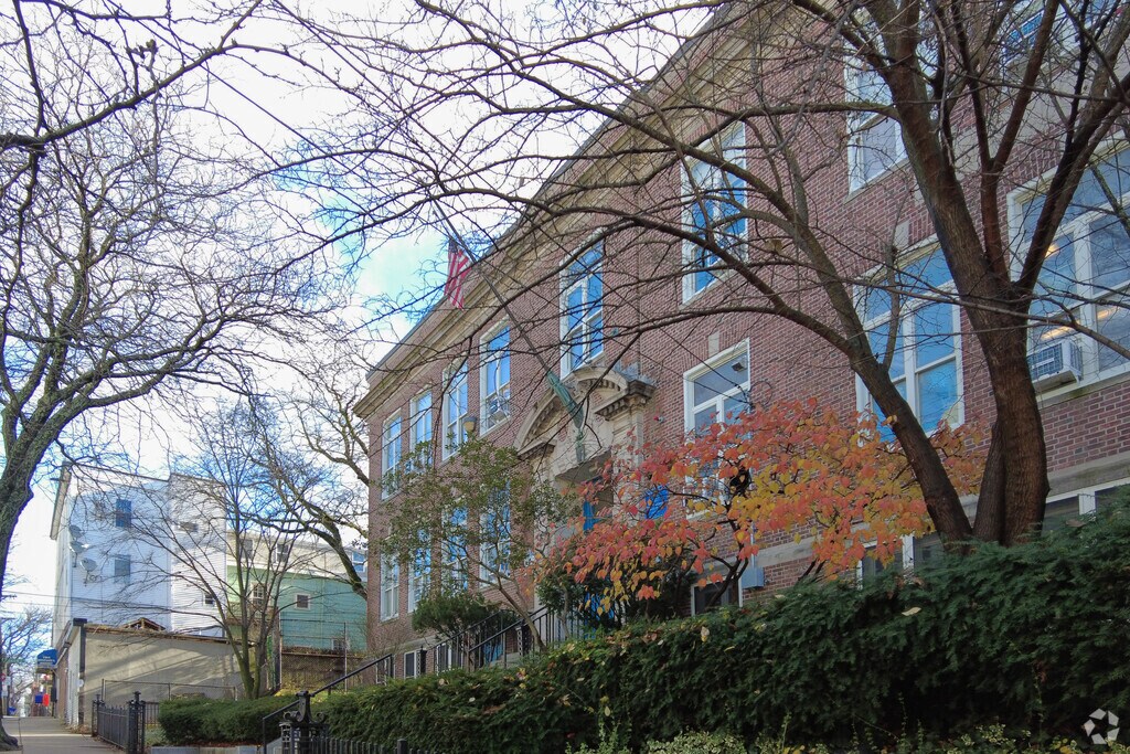 Hugh Roe O'Donnell Elementary School in East Boston has an overall grade of C on Niche.