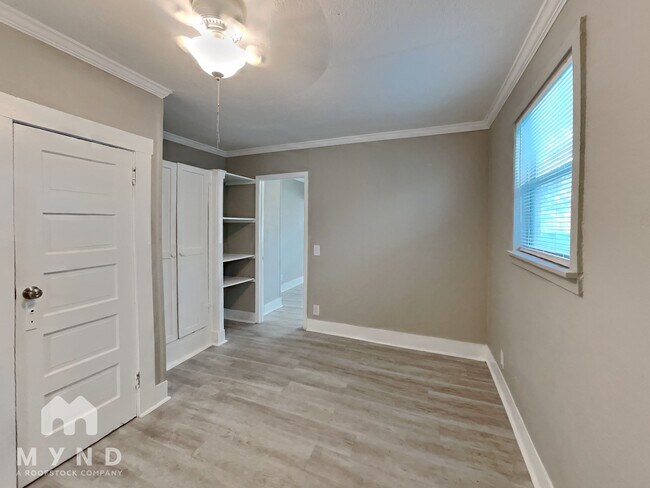 210 Pine St unit 210, Clearwater, FL 33756 - photo 6