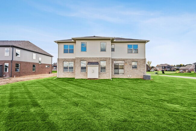 11919 Moore Ln, Washington Township, MI 48094 - photo 4