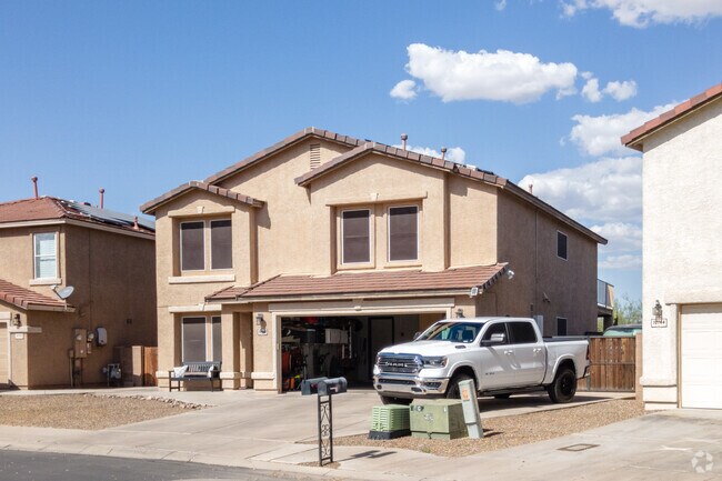 Two-story homes can also be found in Saguaro Bloom.